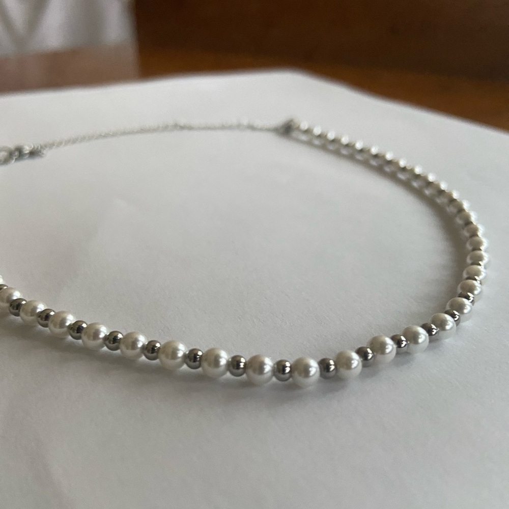 Pearl necklace